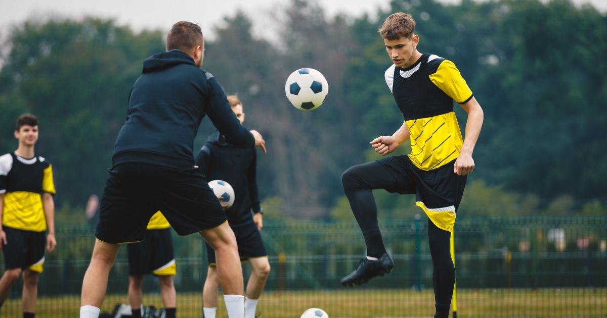 Turnamen Sepak Bola