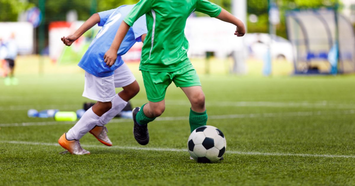 Perbedaan Turnamen Sepak Bola dan Mini Soccer